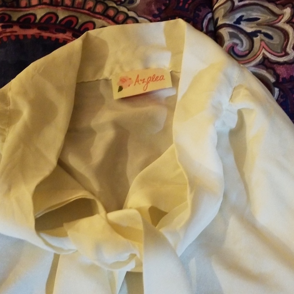 Azalea White tie front blouse